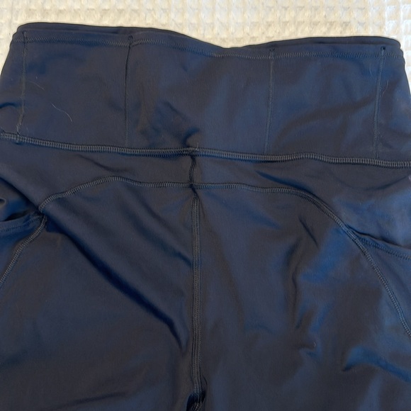 Lululemon women’s 32 inch fast and free high-rise running pants - Picture 3 of 4